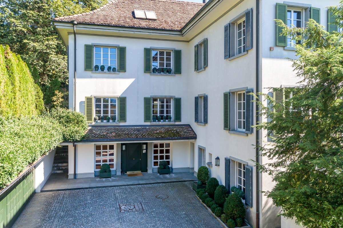 Villa kaufen am Zürichberg in Zürich mit Weitsicht - ginesta.ch
