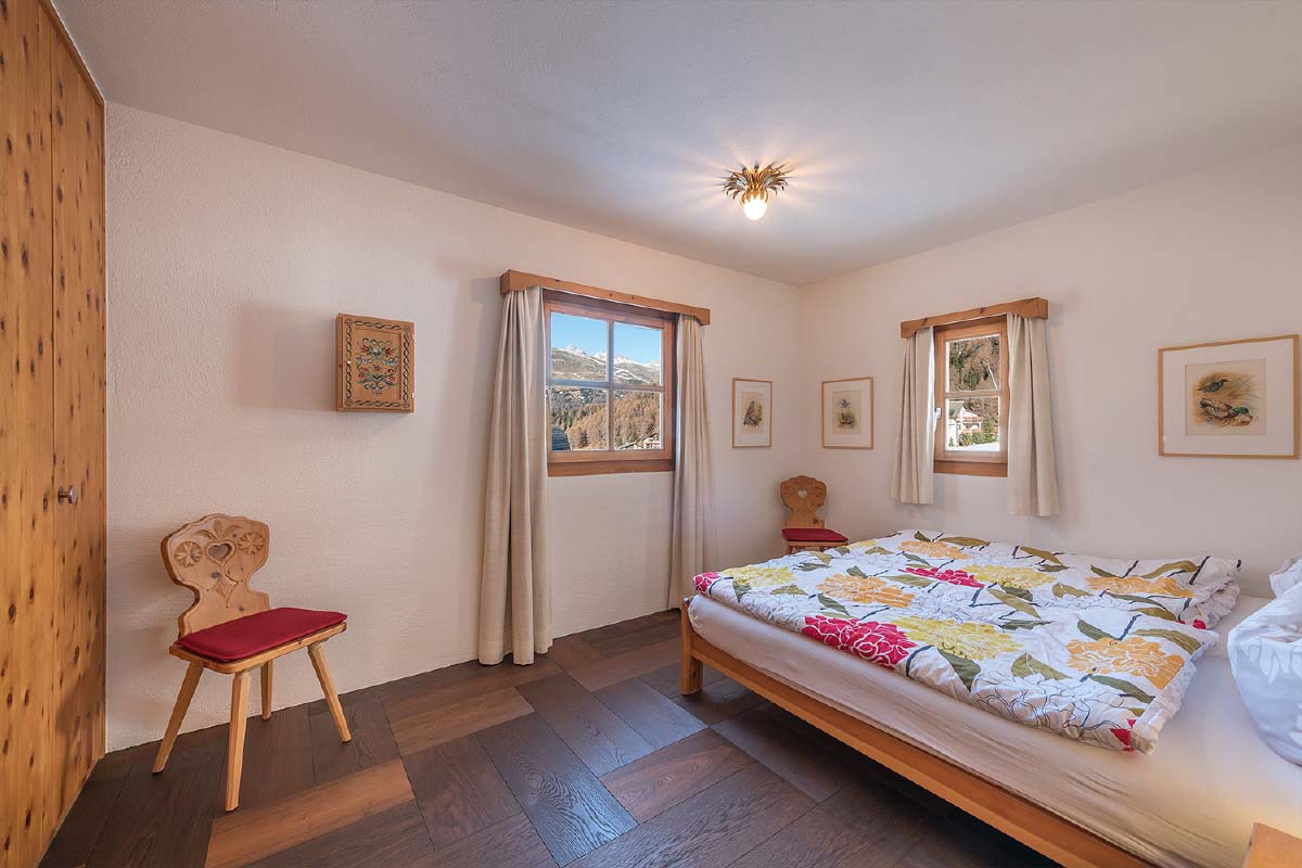 Ski-in ski-out holiday apartment for sale in Silvaplana Surlej - ginesta.ch