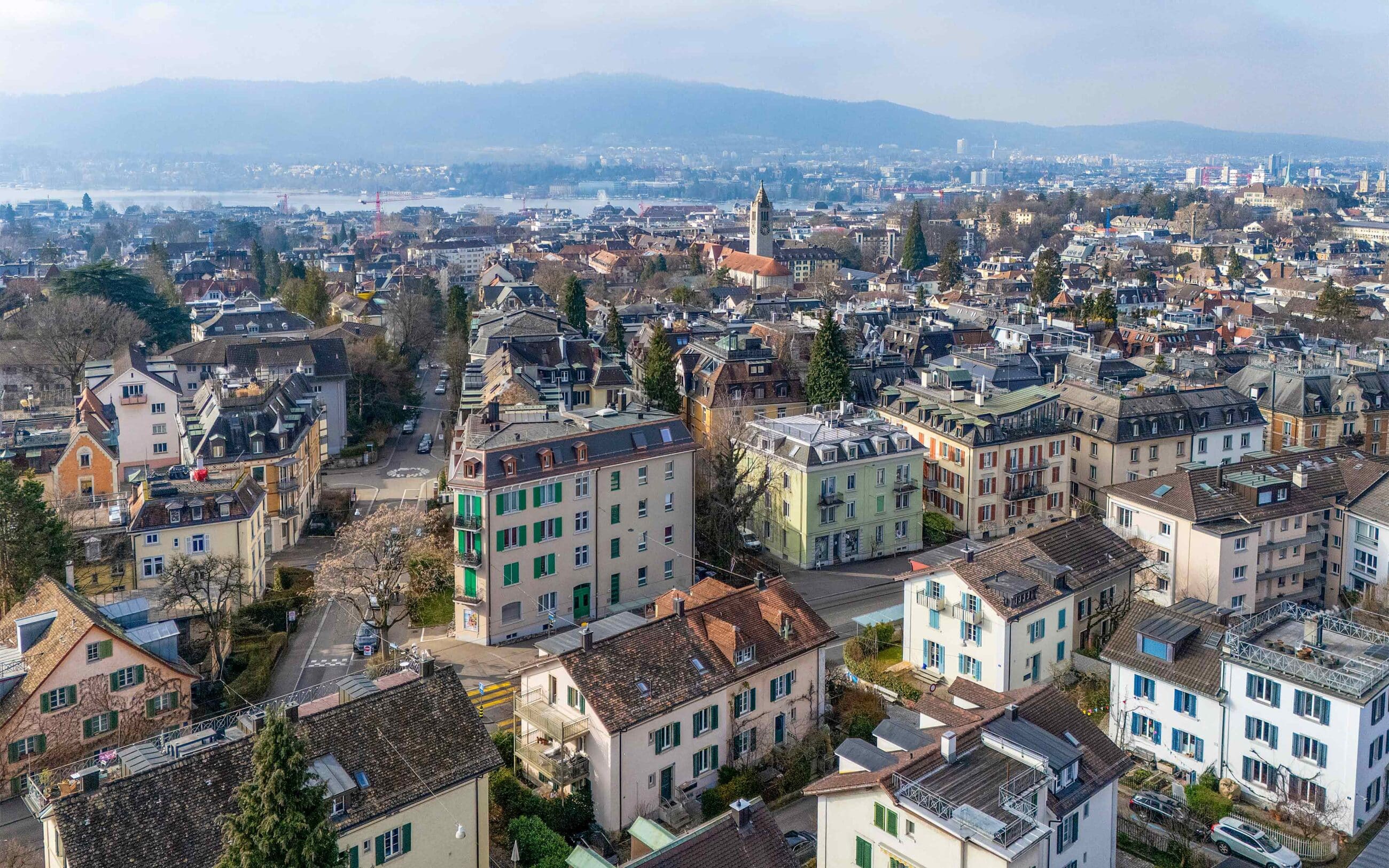 Gewerbeliegenschaft Geschäftshaus Bürogebäude Anlageobjekt Drohnenbild