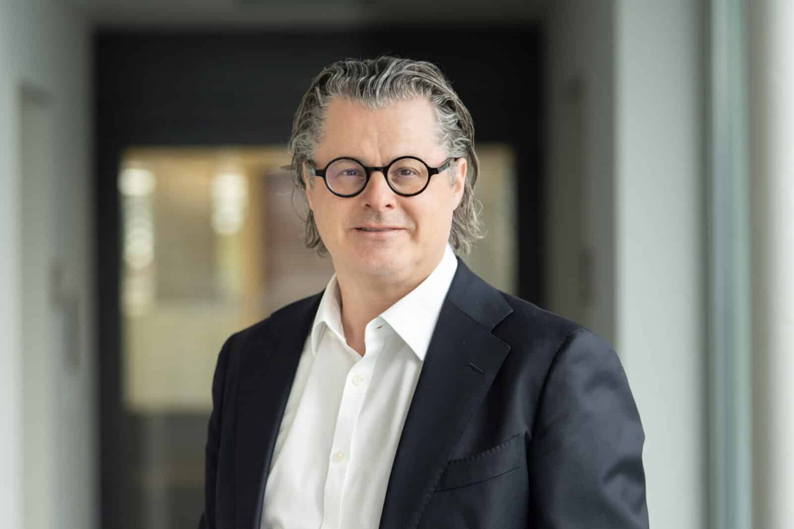 2Claude GinestaDSC00561 web