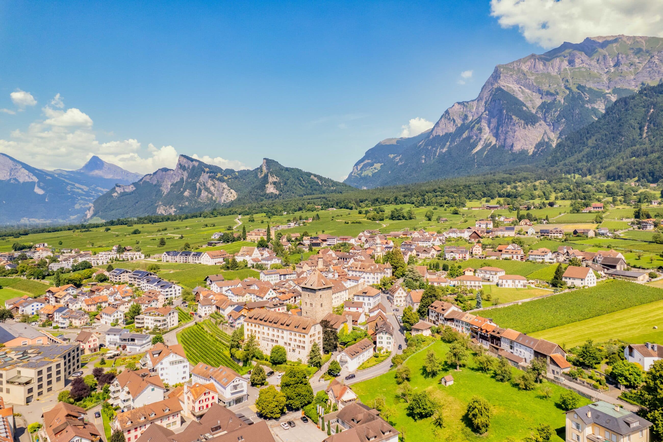 WEB Dave Regionen 6 Maienfeld Titelbild Herrschaft scaled