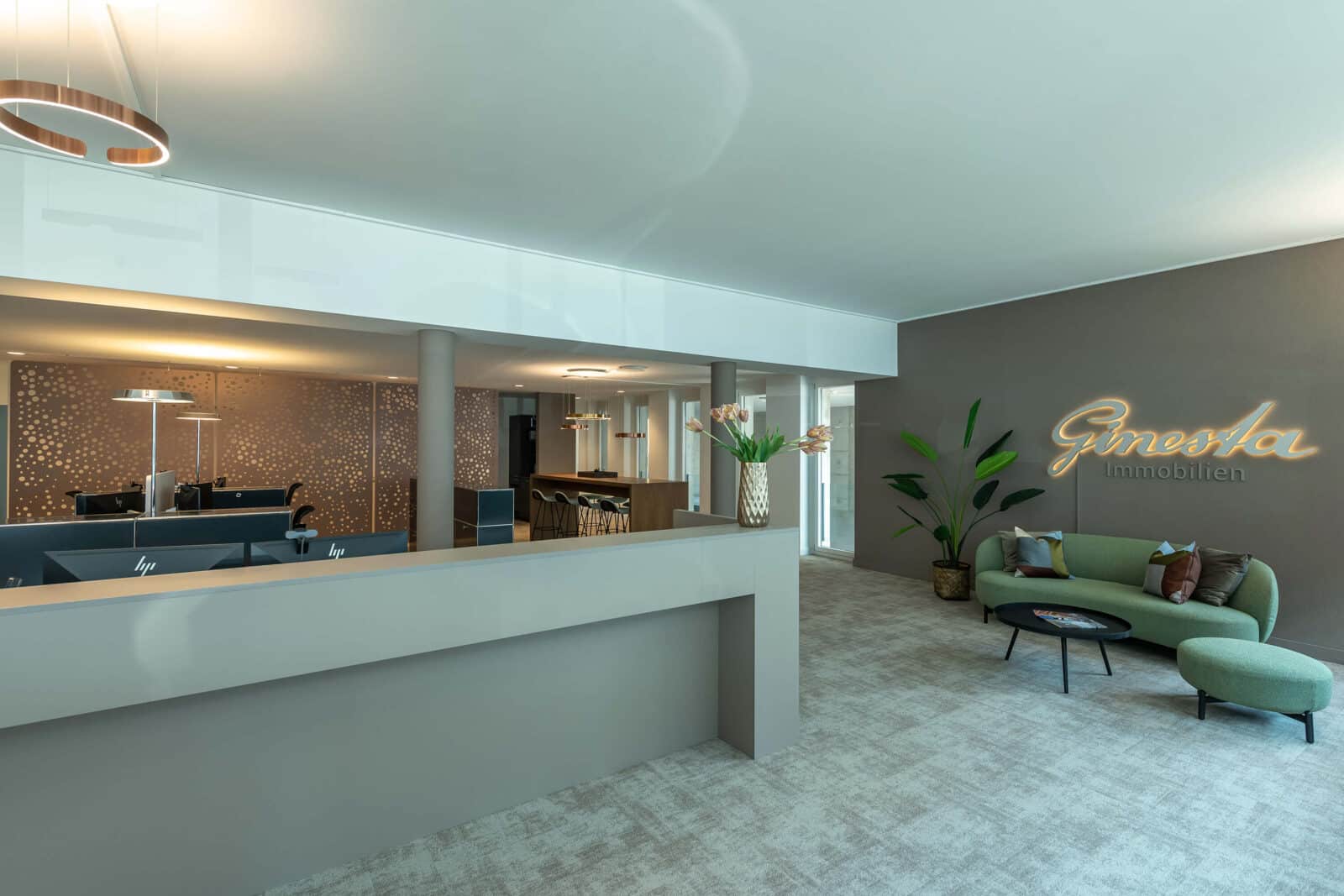 Ginesta Immobilienberatung in Pfäffikon – Experten für individuellen Service beim Kauf und Verkauf.